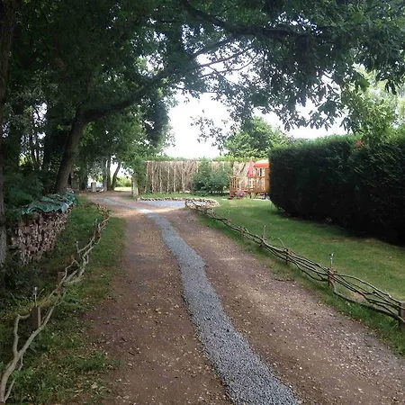Roulotte Du Petit Bois Vila Theillement Exterior foto