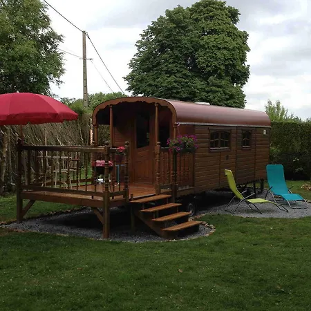 Roulotte Du Petit Bois Vila Theillement Exterior foto